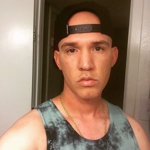 Meet your Posher, Enmanuel